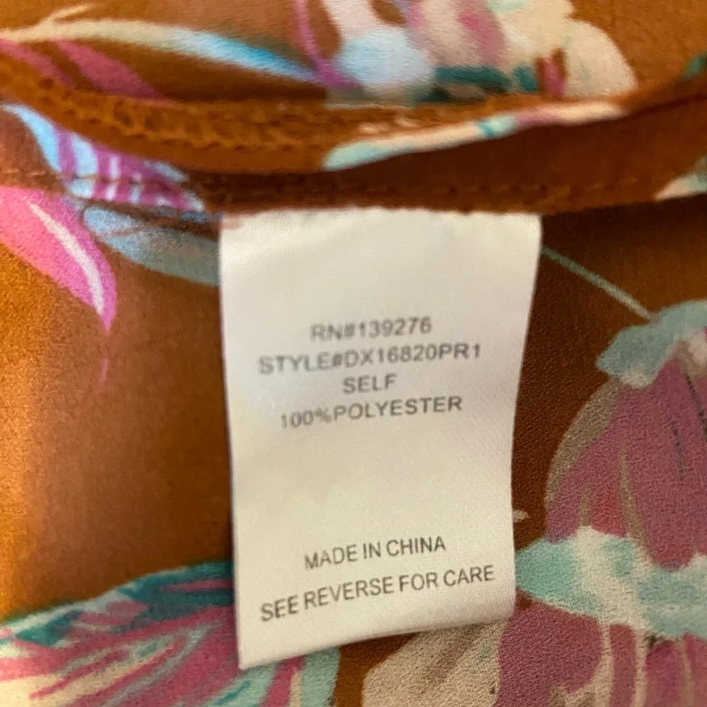 Plus Size Floral Chiffon Blouse - Picture 8 of 8